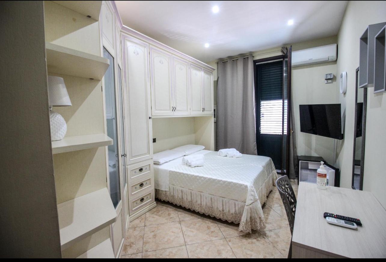 Anthony Apartments Central Station Palermo Exterior foto